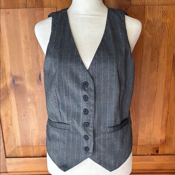 A New Day Gray Pinstripe Button-Up Vest.  Size Small. - Picture 1 of 5